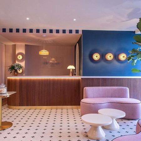 Mercure Paris Pigalle Sacre Coeur Esterno foto
