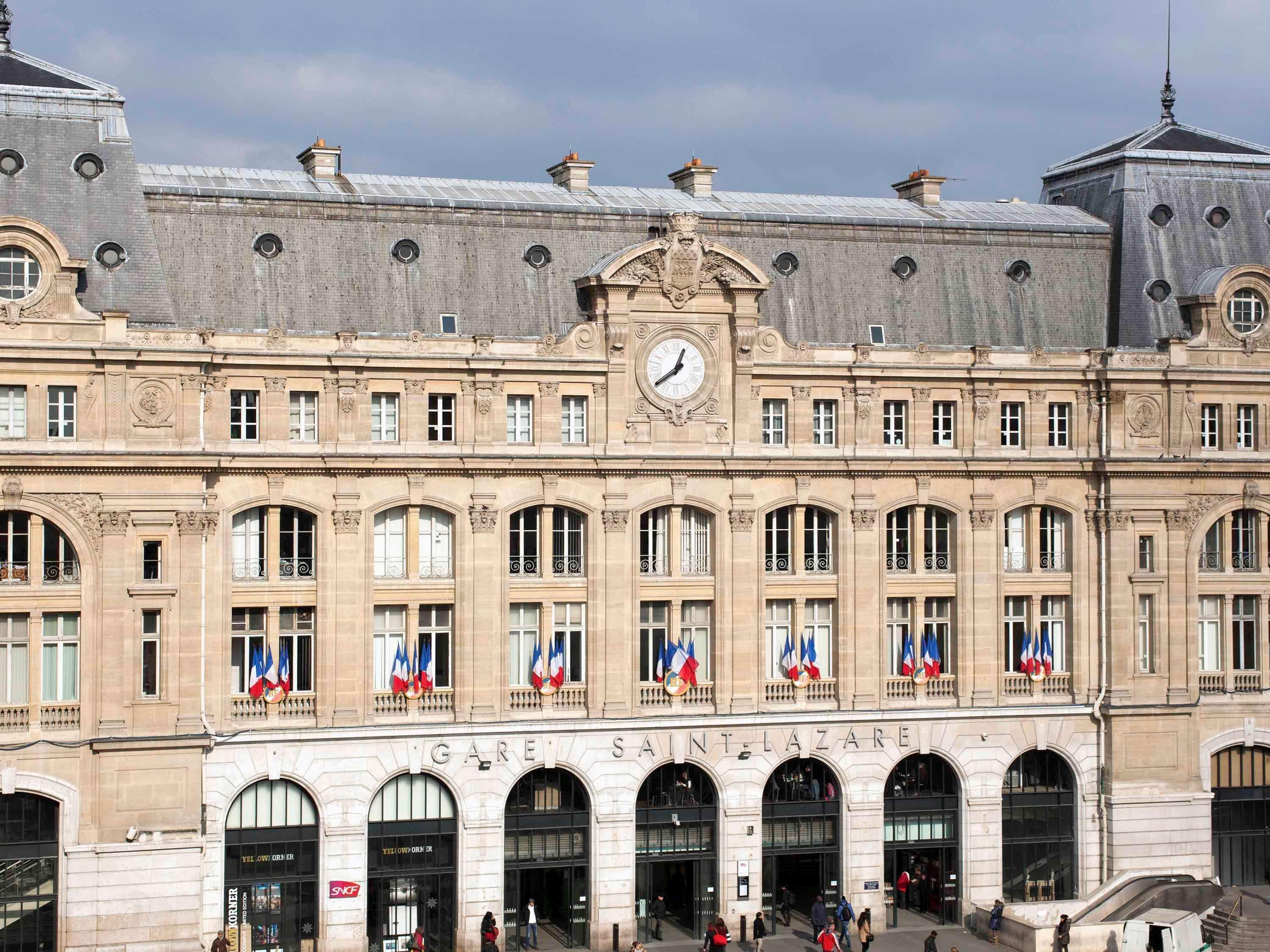 Mercure Paris Pigalle Sacre Coeur Esterno foto