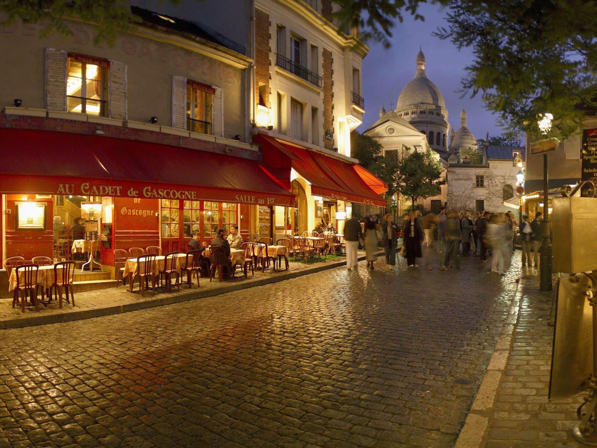 Mercure Paris Pigalle Sacre Coeur Esterno foto