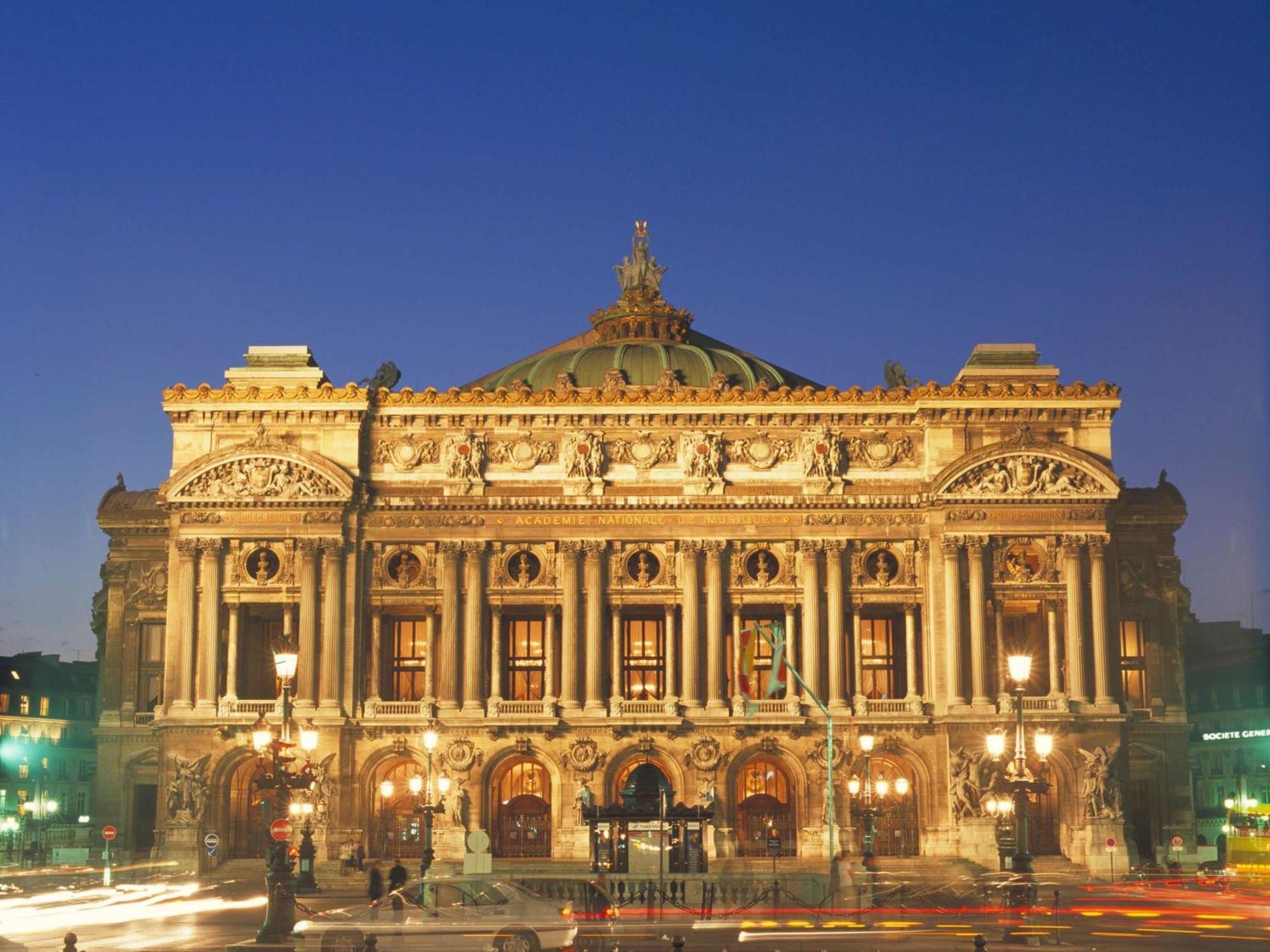 Mercure Paris Pigalle Sacre Coeur Esterno foto