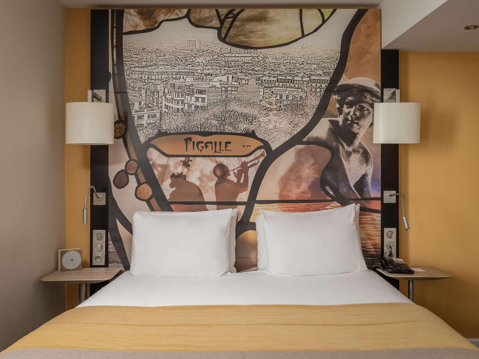 Mercure Paris Pigalle Sacre Coeur Esterno foto