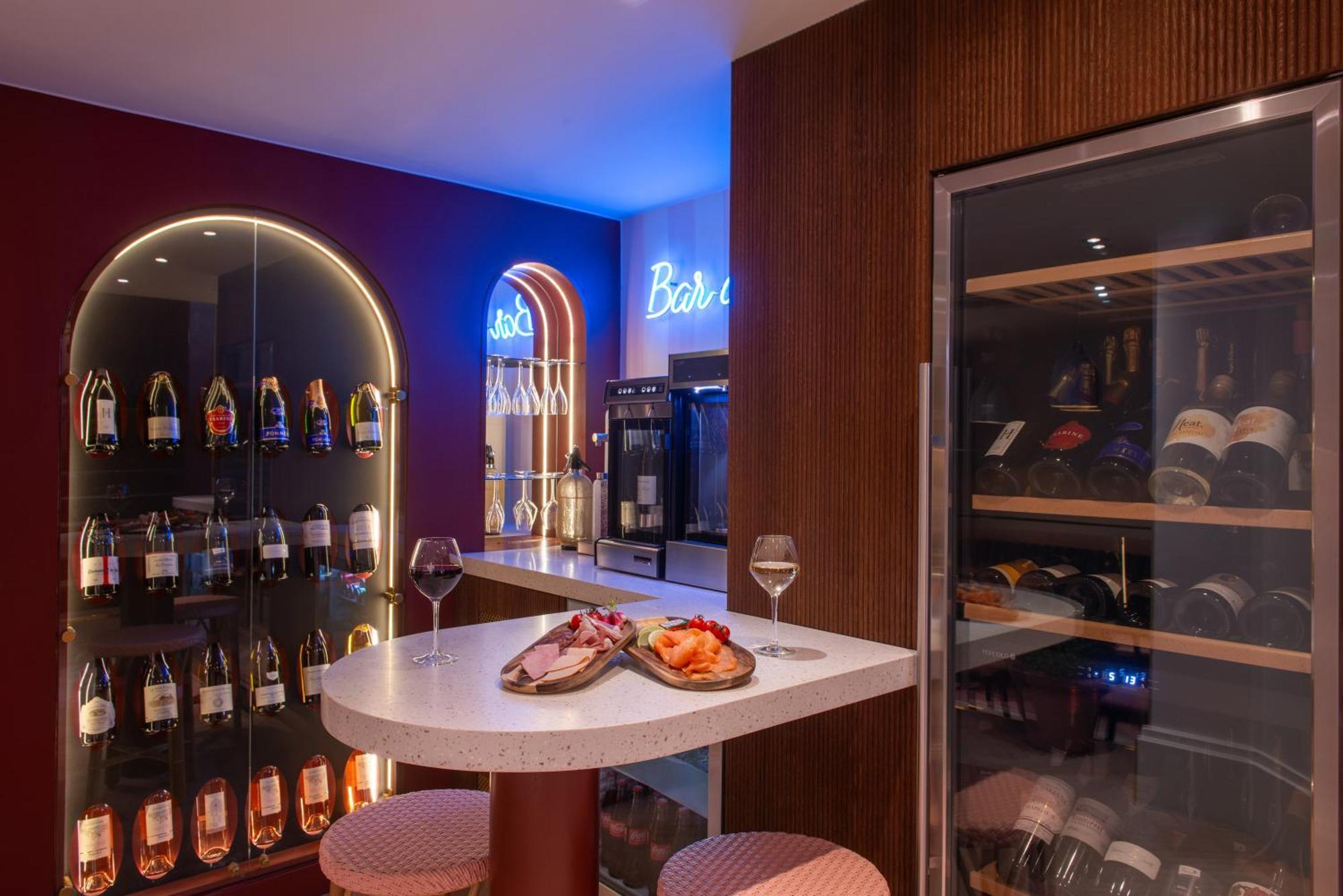 Mercure Paris Pigalle Sacre Coeur Esterno foto