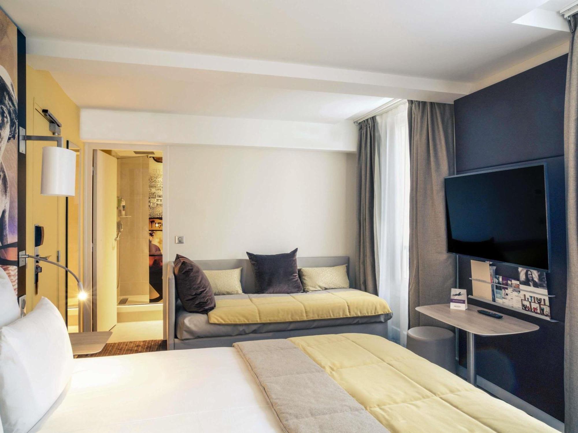 Mercure Paris Pigalle Sacre Coeur Esterno foto